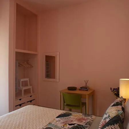 Ann's Ii Apartment *